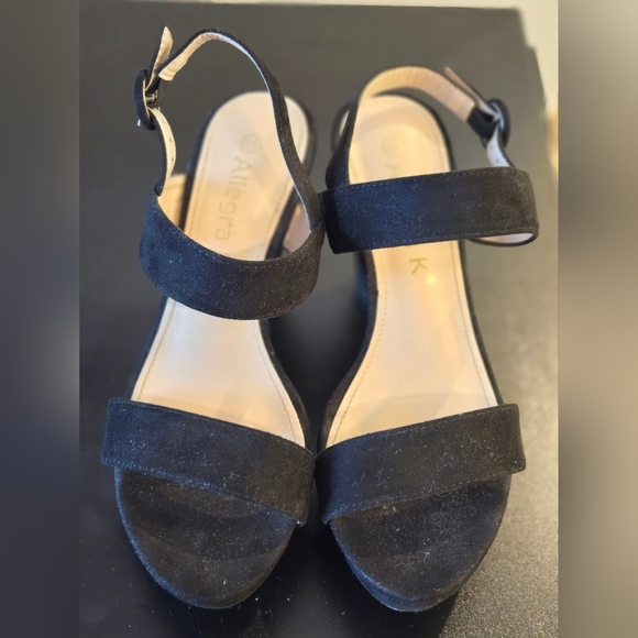 Allegra K Women's Faux Suede Slingback with Adjustable Strap Women's Size 8.5 - Picture 3 of 4